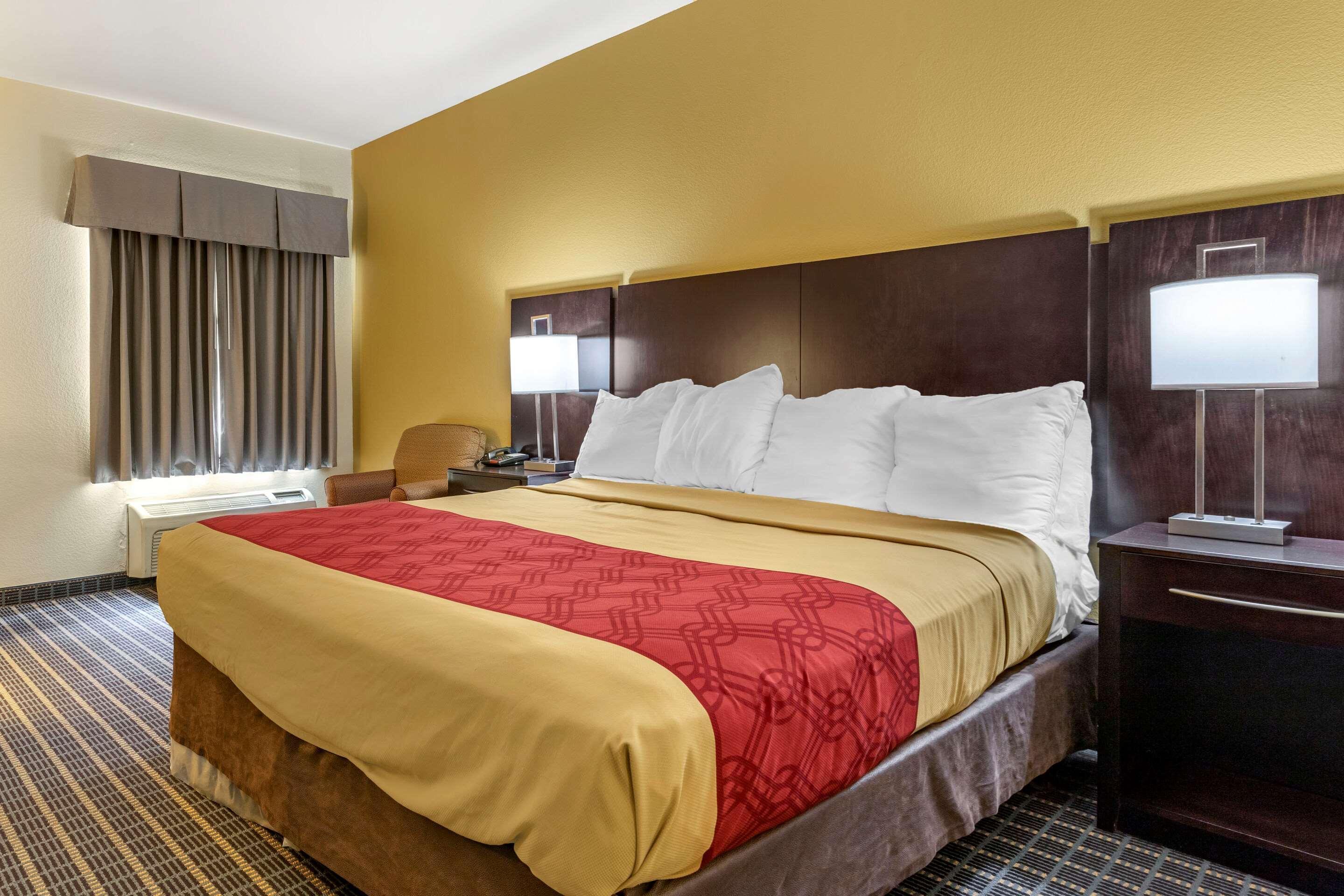 Econo Lodge Брансвік Екстер'єр фото