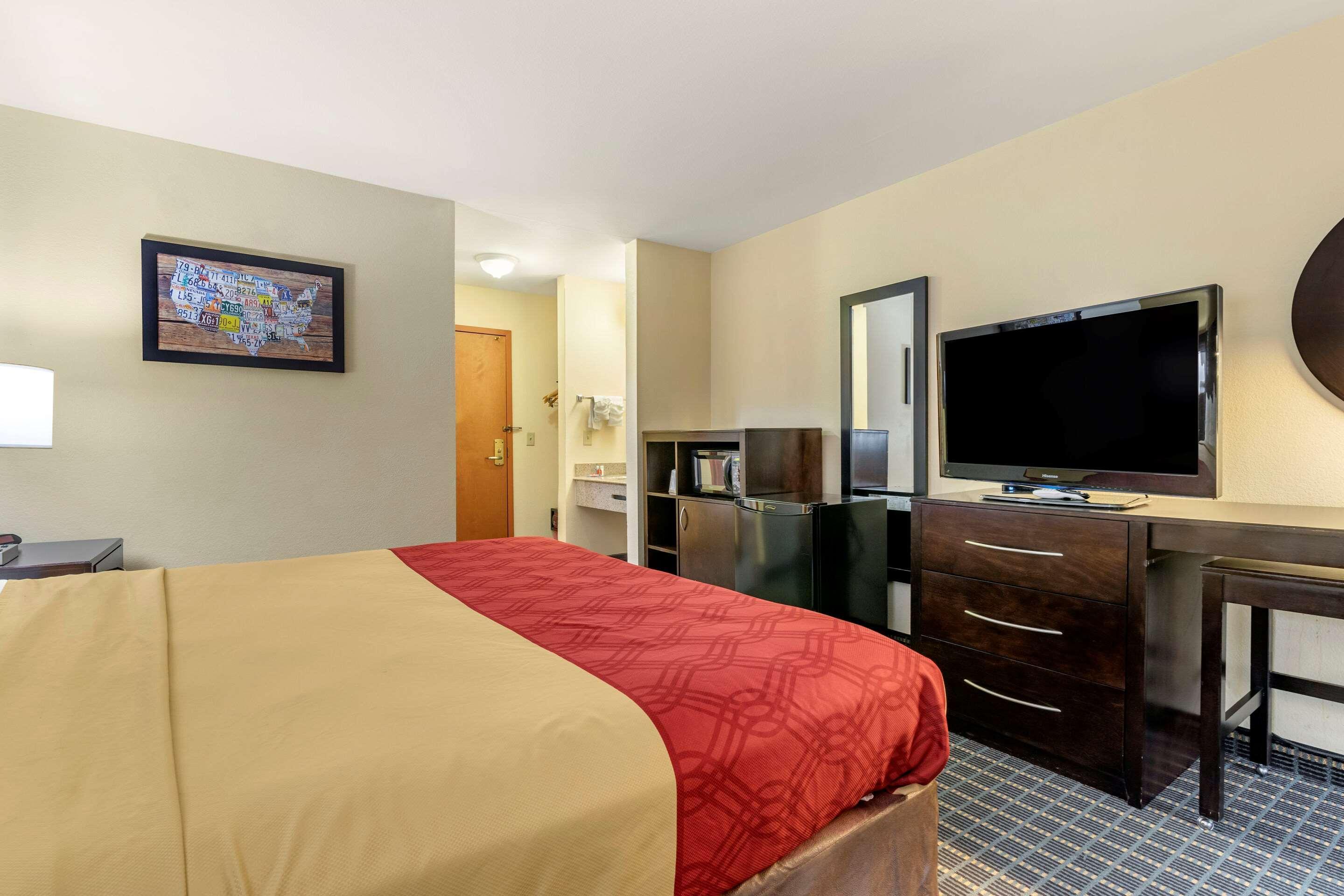 Econo Lodge Брансвік Екстер'єр фото