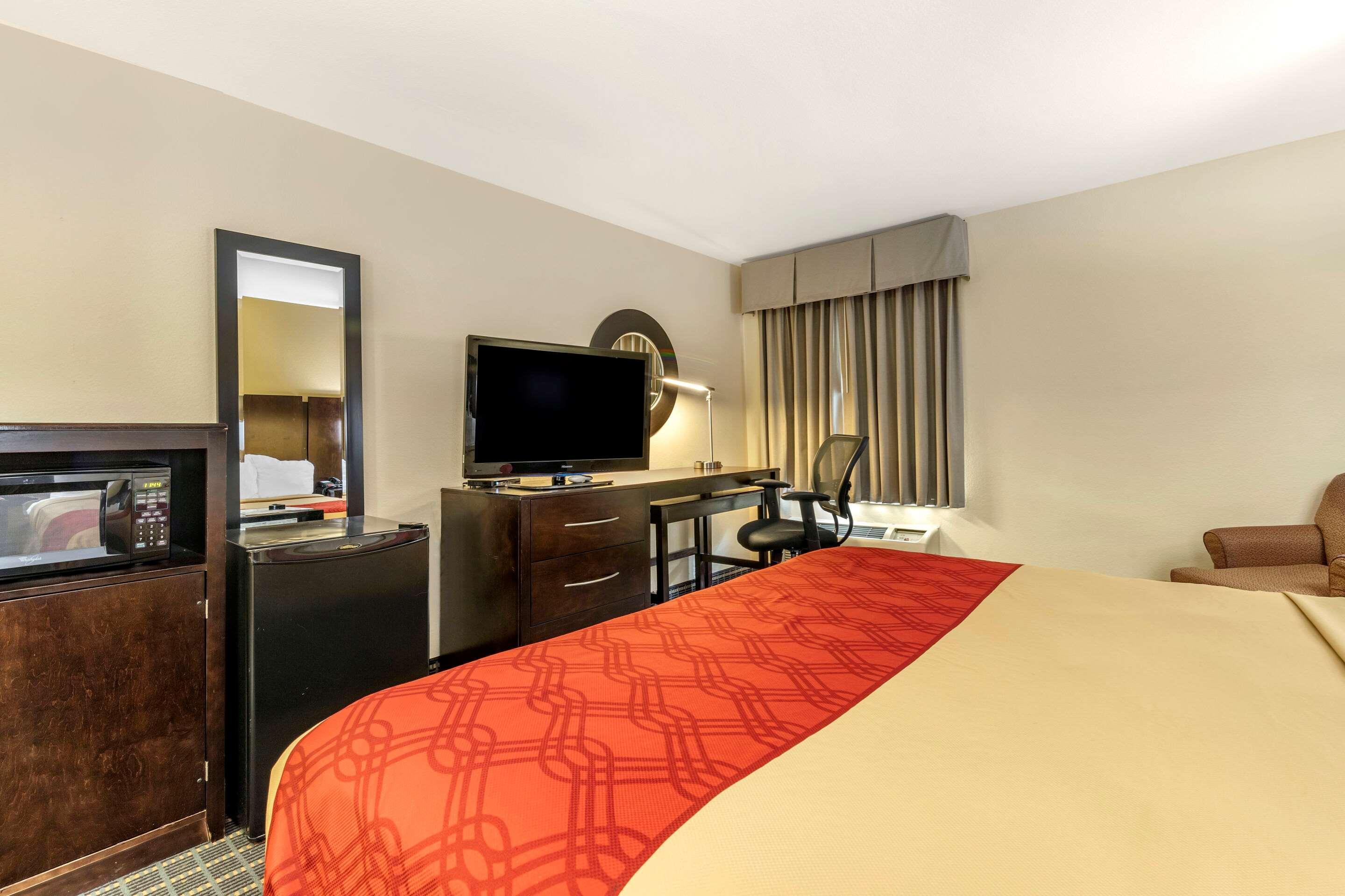 Econo Lodge Брансвік Екстер'єр фото