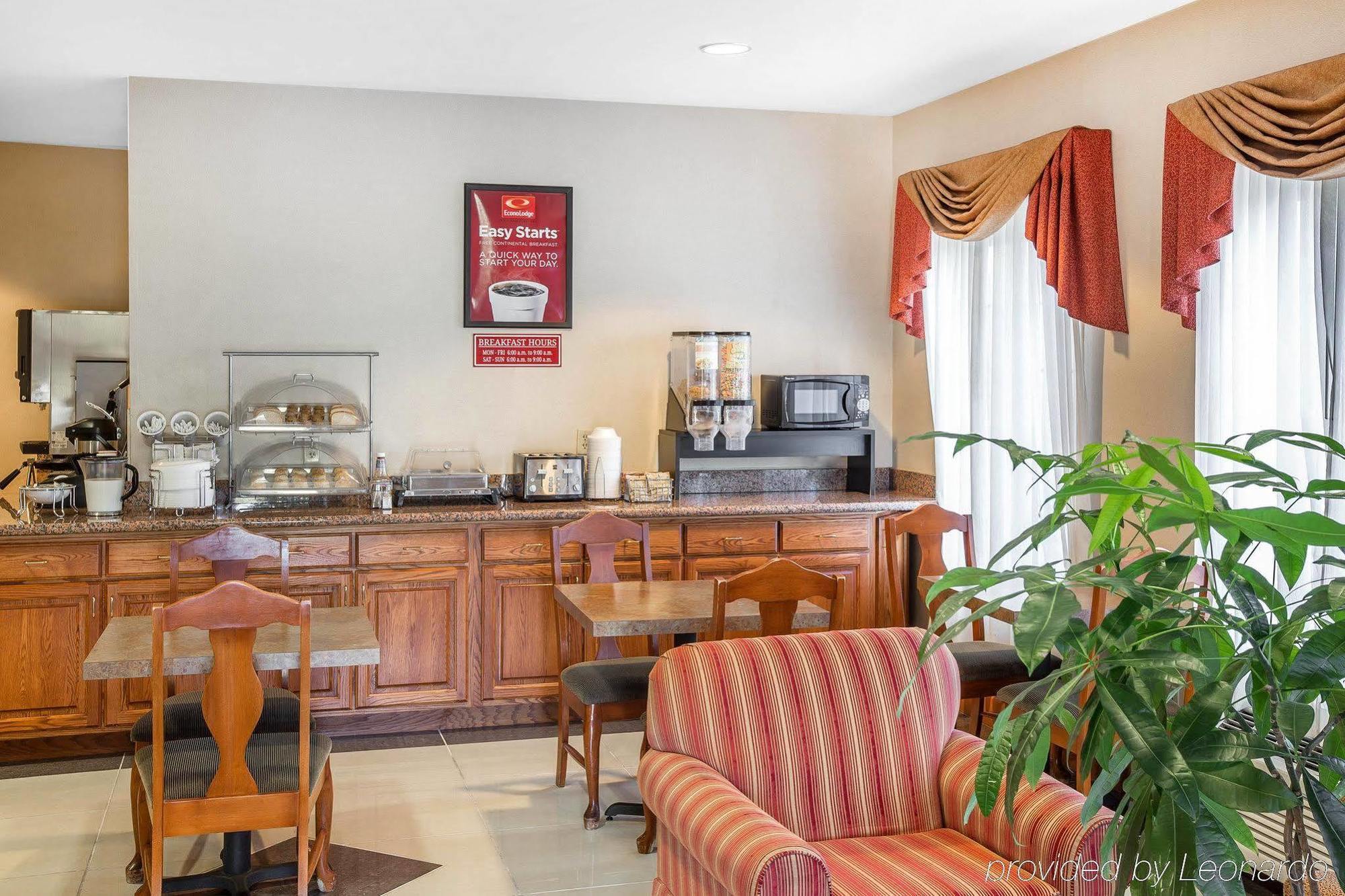Econo Lodge Брансвік Екстер'єр фото